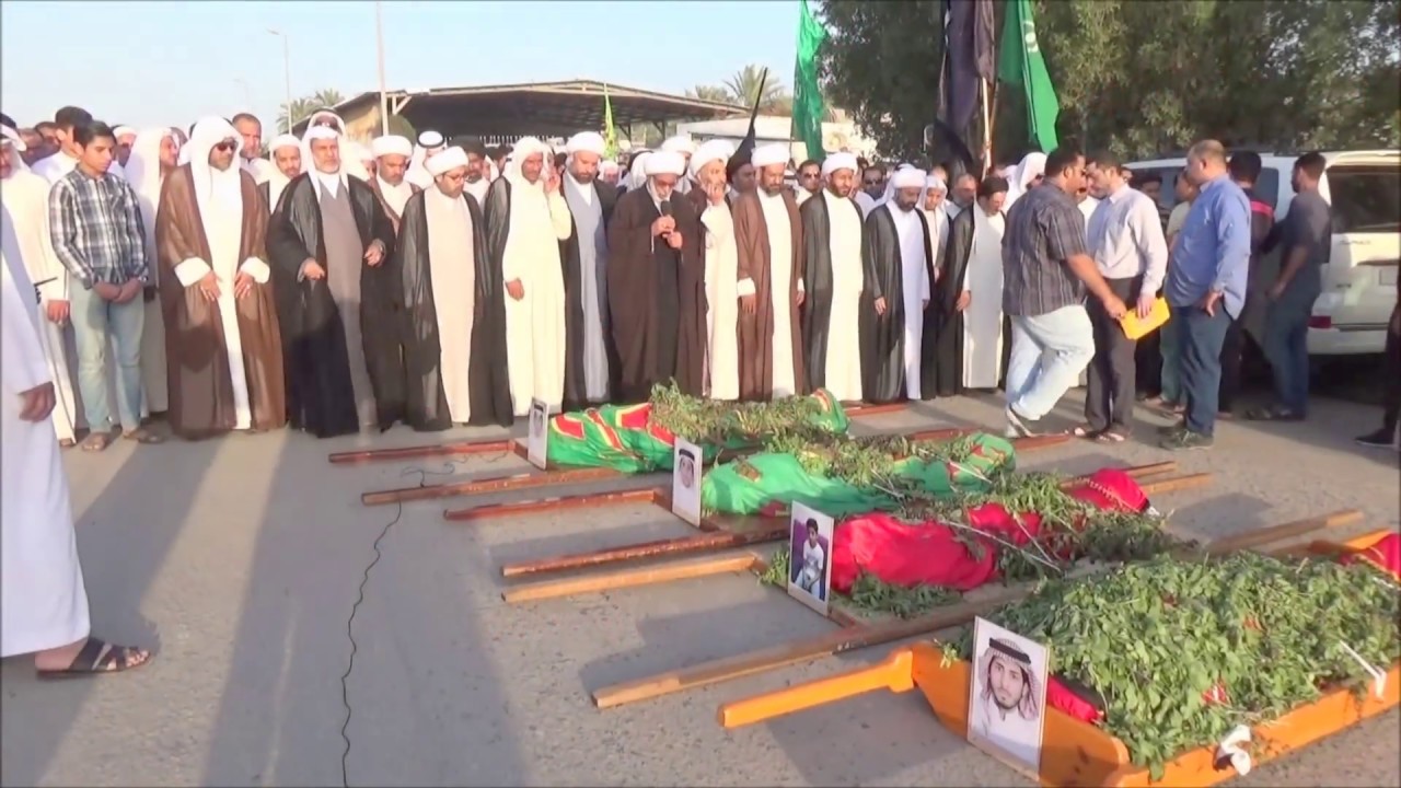 سماحة الشيخ عبدالكريم آل حبيل يؤدي الصلاة على جثامين الحادث الغرق المؤسف (بدانة الرامس )1438/6/22هــ