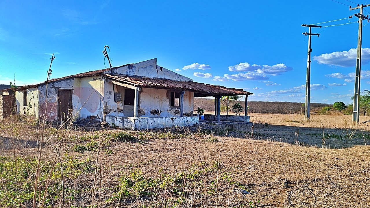 CASA ABANDONADA NO SERTÃO - O ÚLTIMO LAR DE QUEM LUTA CONTRA A SECA!