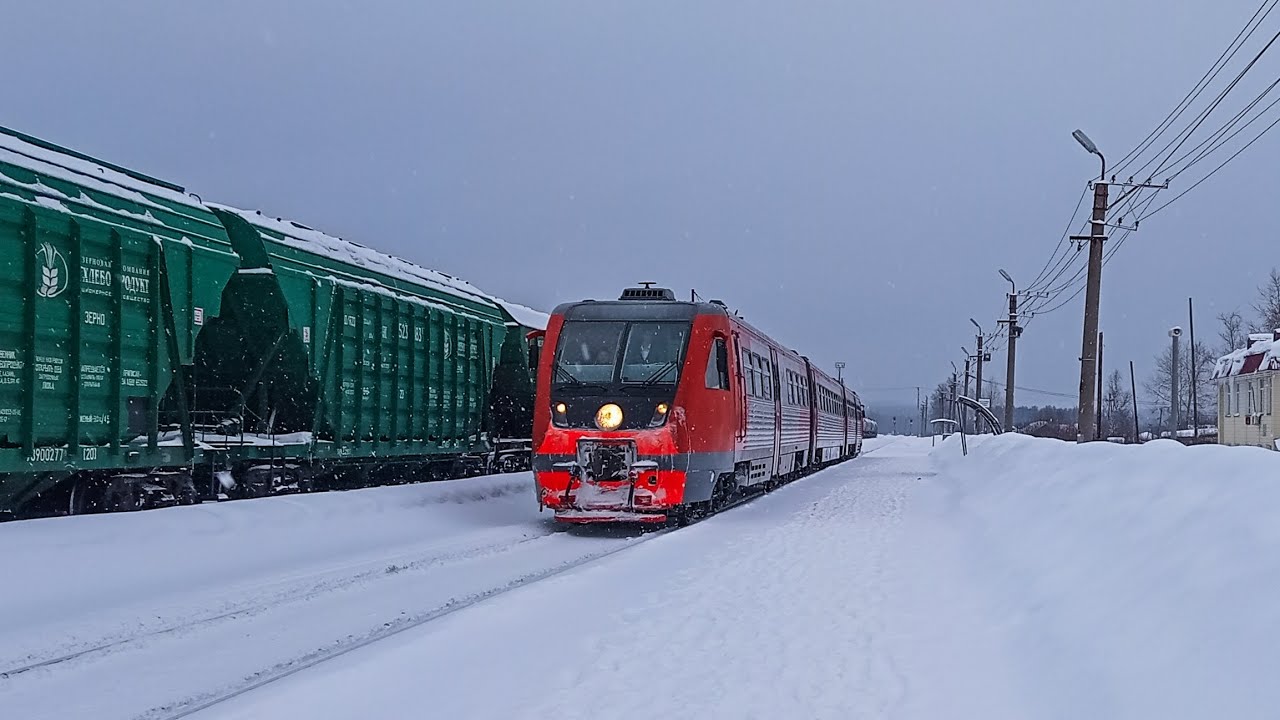 РА2-026 Глазов - Ижевск прибывает на ст. Игра