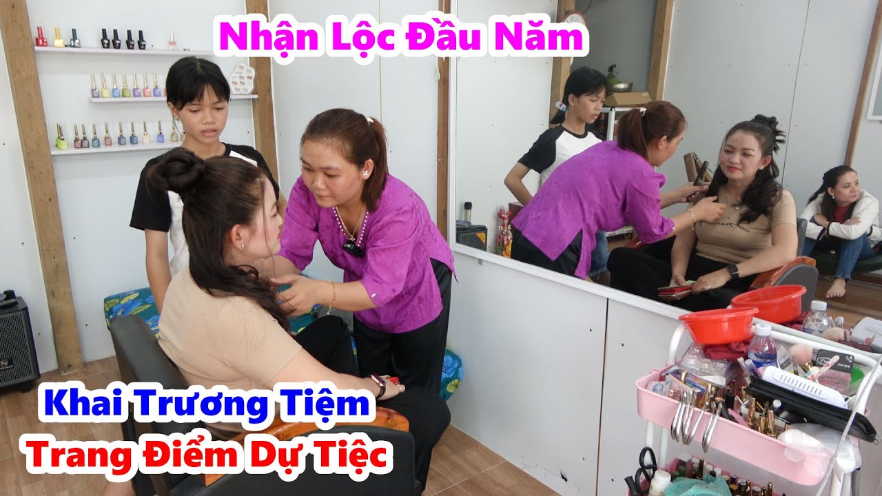 Mùng 6 Mở Tiệm Khai Trương Trang Điểm Làm Đẹp Cho Khách Dự Tiệc Đầu Năm Được Lộc Gấp Đôi/ #NSĐQ