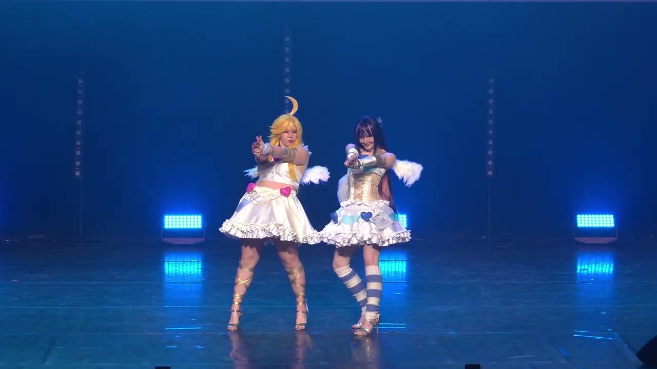 Frostbite 2026 Cosplay - Paripuku 34 - Qu99nie & Usvalapsi - Panty & Stocking (Panty & Stocking)
