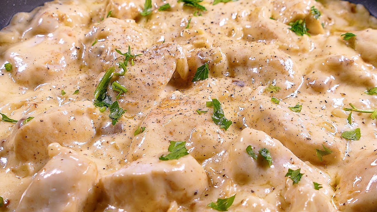 Pechugas de pollo en salsa de queso ¡Increiblemente delicioso!