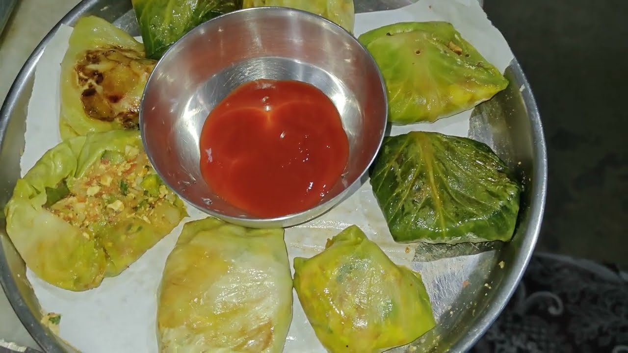 🥟 घर पर बनाएं टेस्टी पट्टा गोभी मोमोज | आसान और झटपट रेसिपी🤤 @cookingwithurvi-x6t  