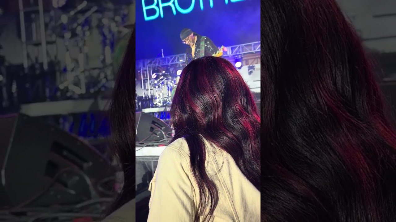 The Isley Brothers live on the Maxwell Cruise 2026. For the Love of You with Kelly Price.