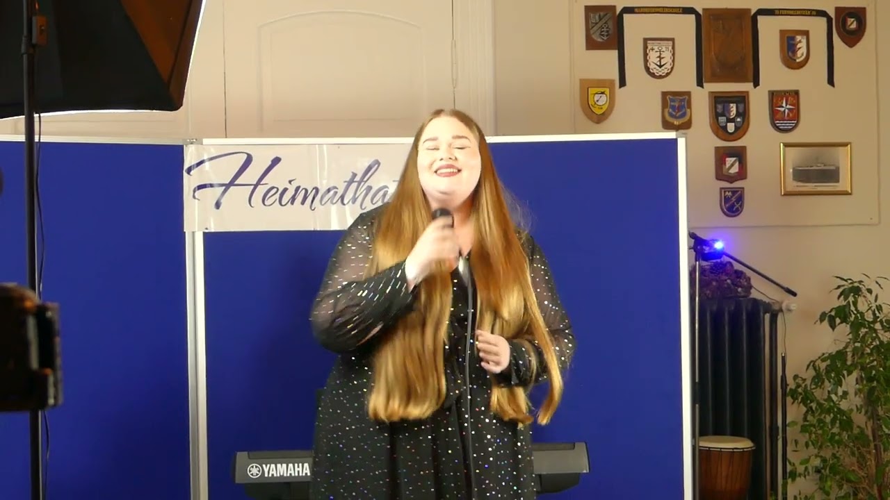 Natural Woman - Aretha Franklin (Cover) live bei 