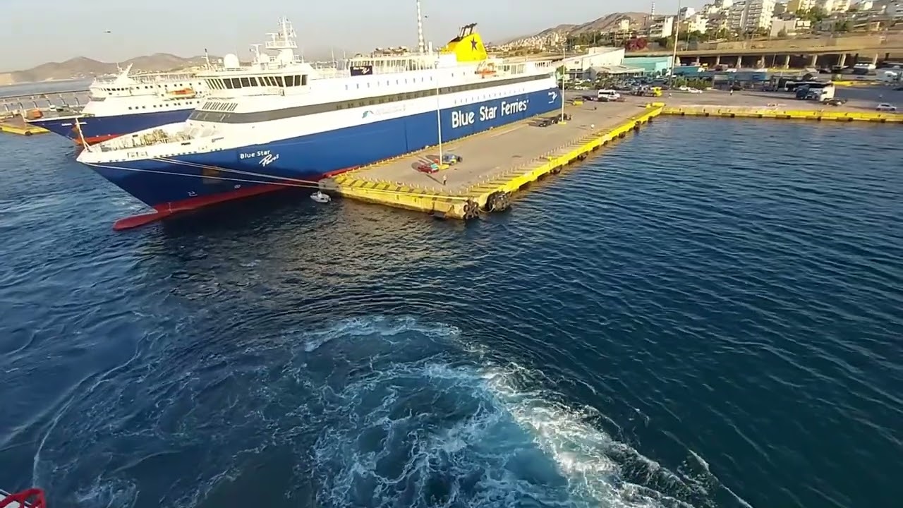 Πειραιάς: Πρωινή άφιξη του Blue Star 2 στο λιμάνι!! // Blue Star 2: Arrival at the port of Piraeus!!
