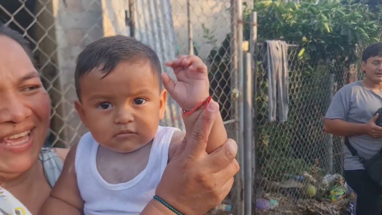 Hoy fue nuestra 2gunda venta de tamales y vean quien fue el suertiado muchas gracias bendiciones
