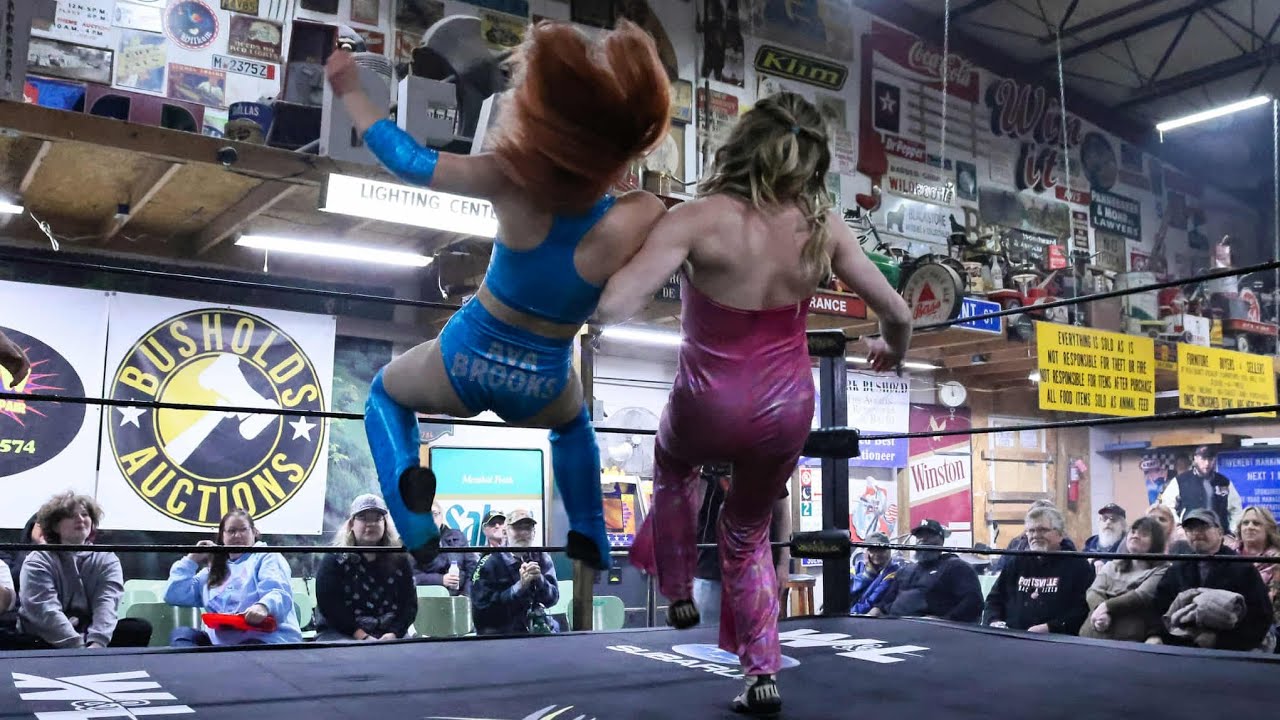 Ava Brooks vs Natalie Cunningham - PCWA 11/1/25