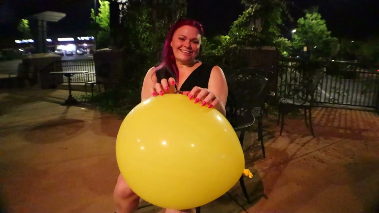 Balloon Clip 15 - Yellow Punch Balloon Popping (sitpop)