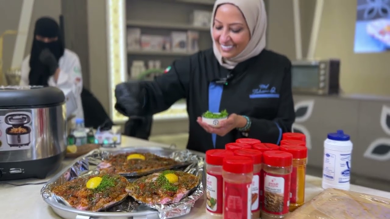 سمك مشوي بـ رز صيادية بالدبس التمر | #فهد_الشعيبي #كلن_بتوقيته #ركن_الطهي #food #سمك 