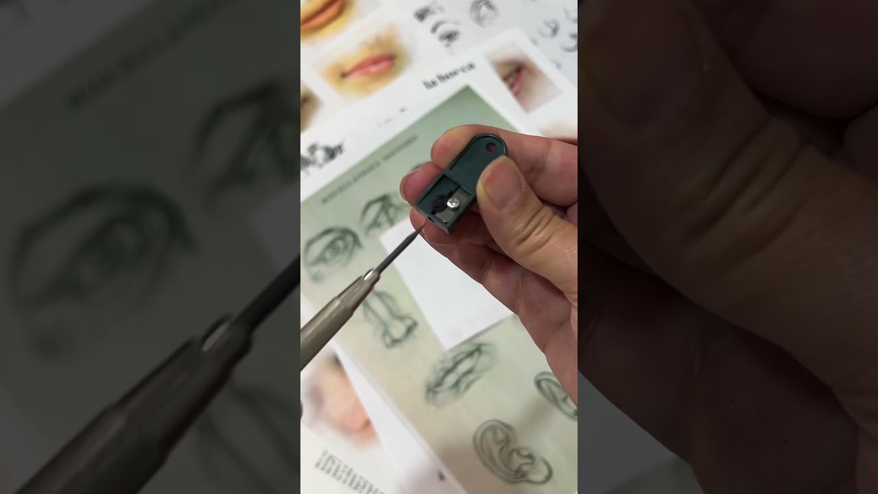 How to sharpen your pencil professionally #pencilsharpener #drawing  #art #woodpencil #drawingtools