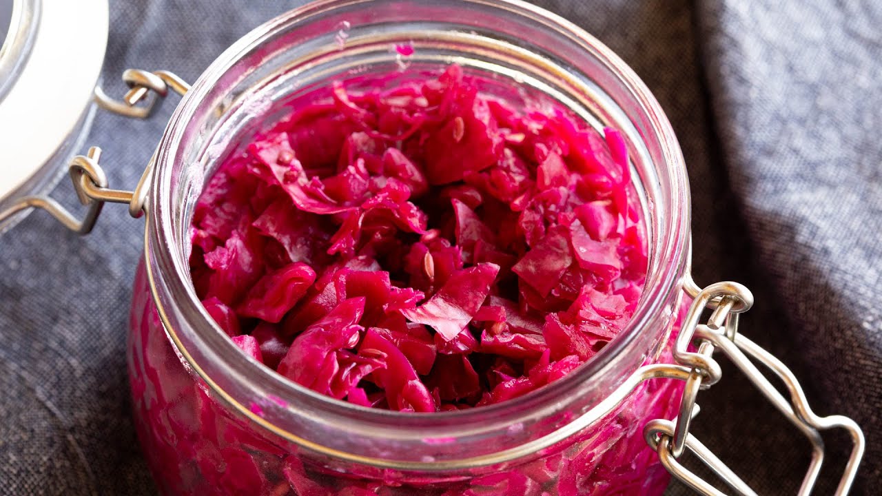 How to Make Red Cabbage Sauerkraut - So Easy!