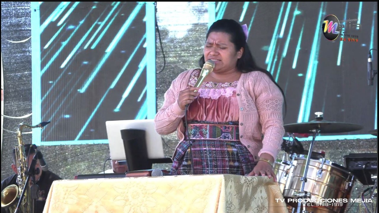 Solista Martina Osorio/ Desde Tululche