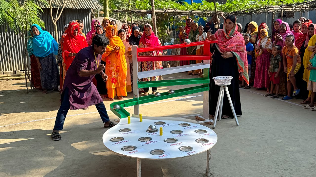 ১৩ রকম পুরস্কার জেতার সুযোগ দিয়ে একি অসাধারণ খেলার আয়োজন দেখুন ? উপহার জিতে সবাই আনন্দে মাতলো