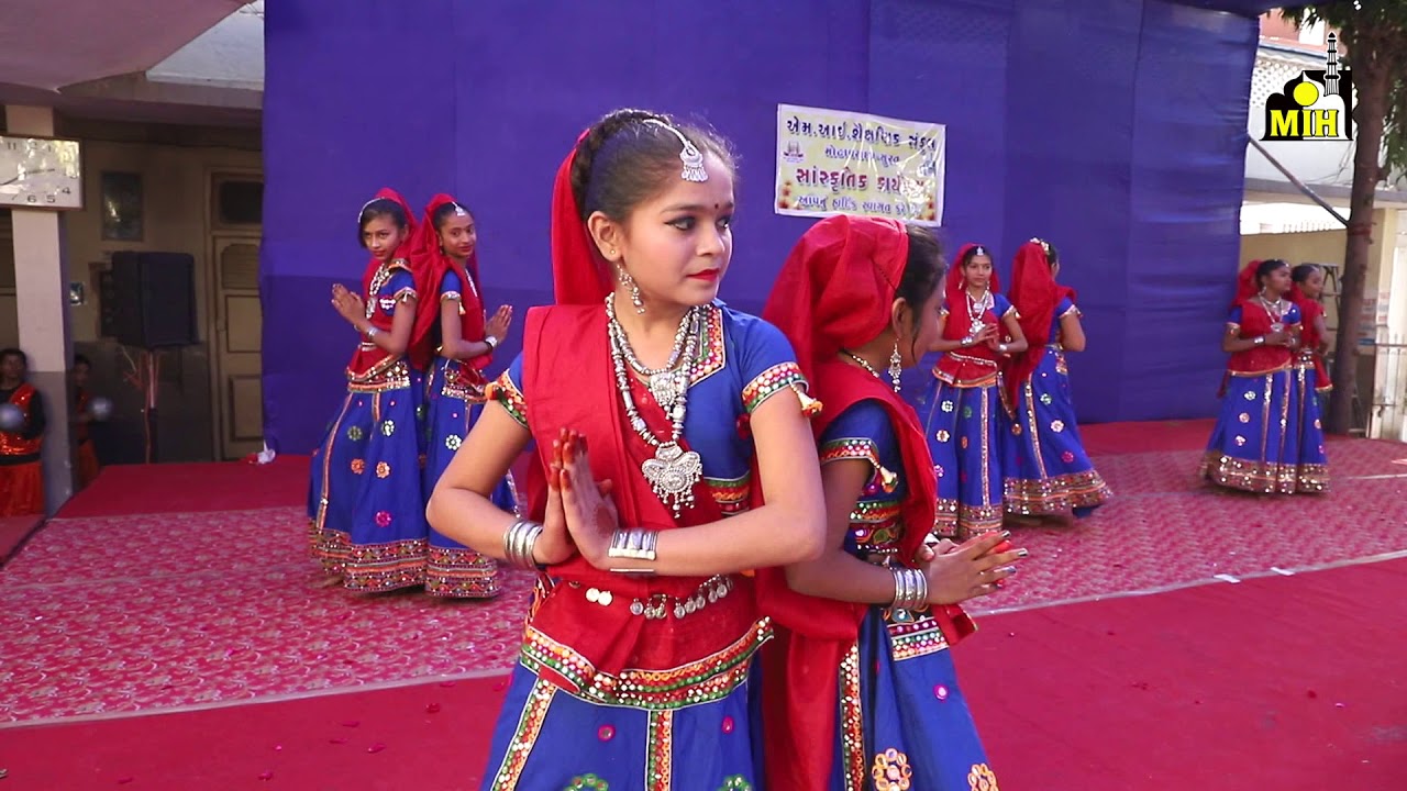 Swagat Geet - Ghar Mandir Se - Annual Function 2018 M.I.High School