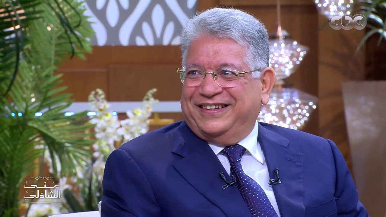 بعد جائزة الدولة التقديرية في العلوم.. الدكتور جمال شيحة مع منى الشاذلي