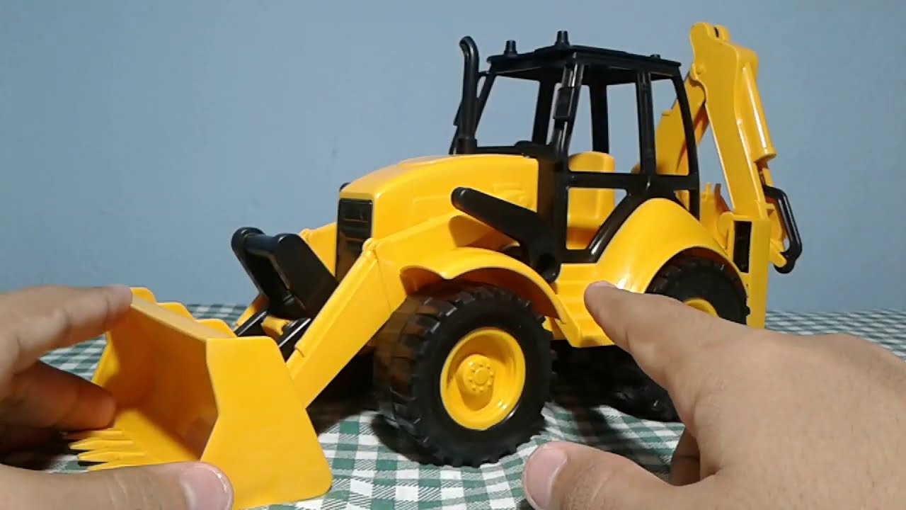 Análise da retro escavadeira de brinquedo