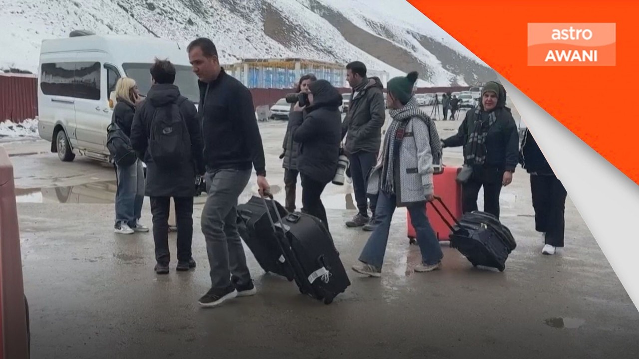Pelarian Iran tiba di sempadan Turkiye