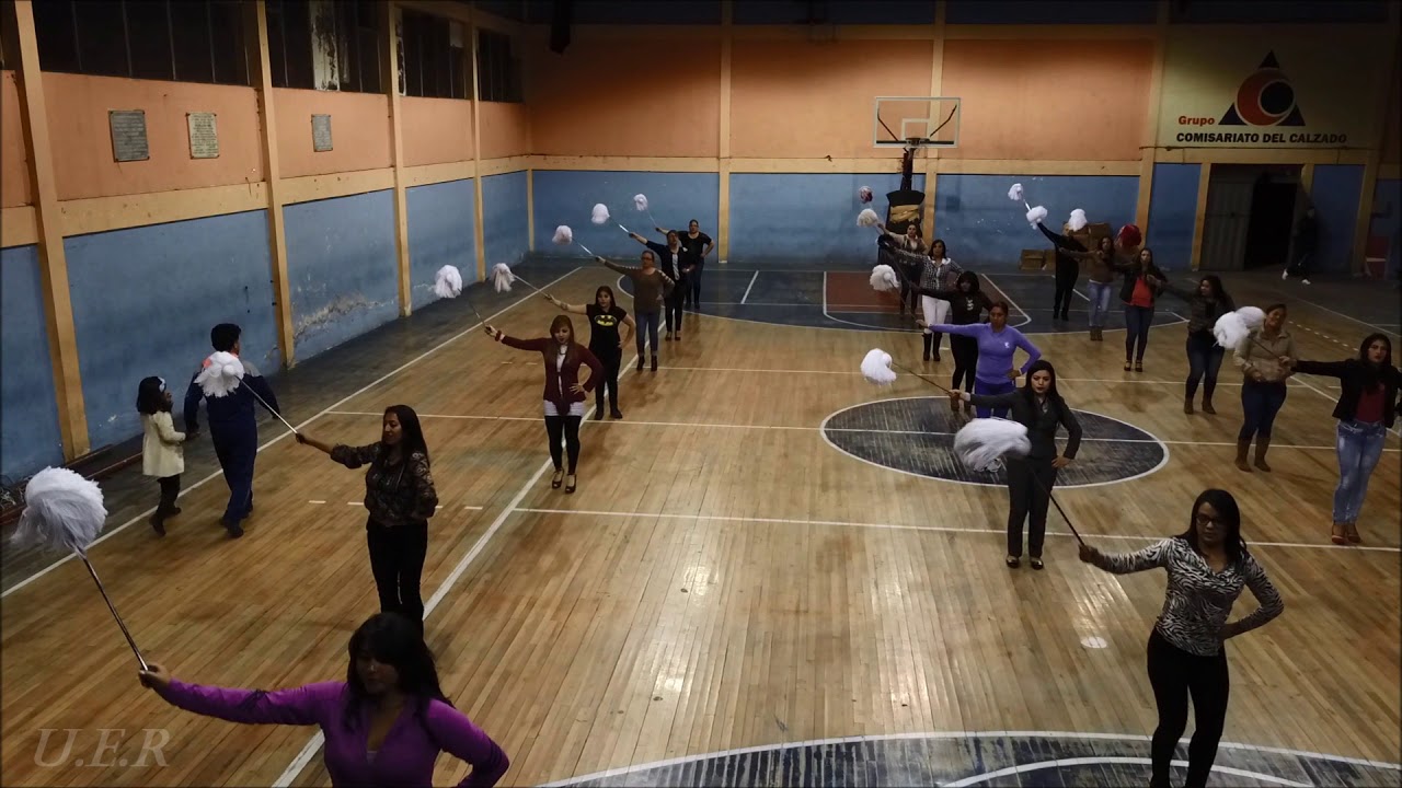 video repaso ex bastoneras de la U E Riobamba
