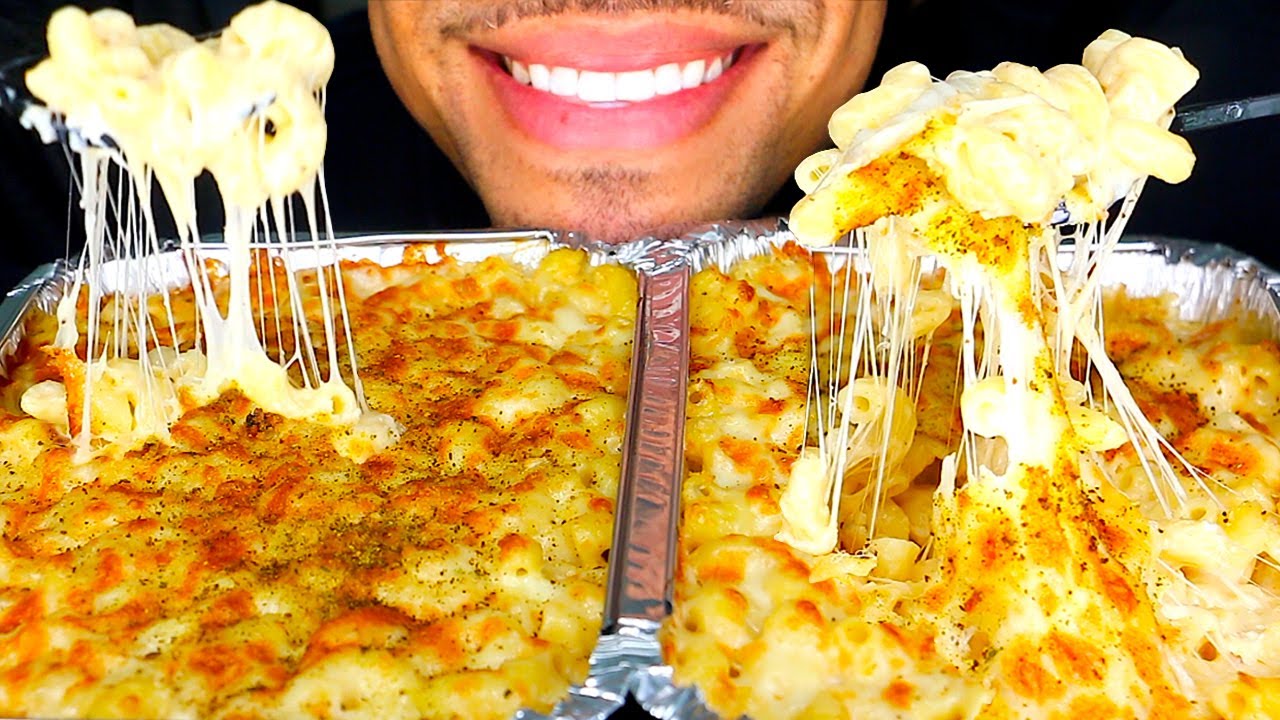 ASMR MAC N CHEESE EATING NO TALKING JERRY STIRRING SOUNDS BIG BITES MUKBANG