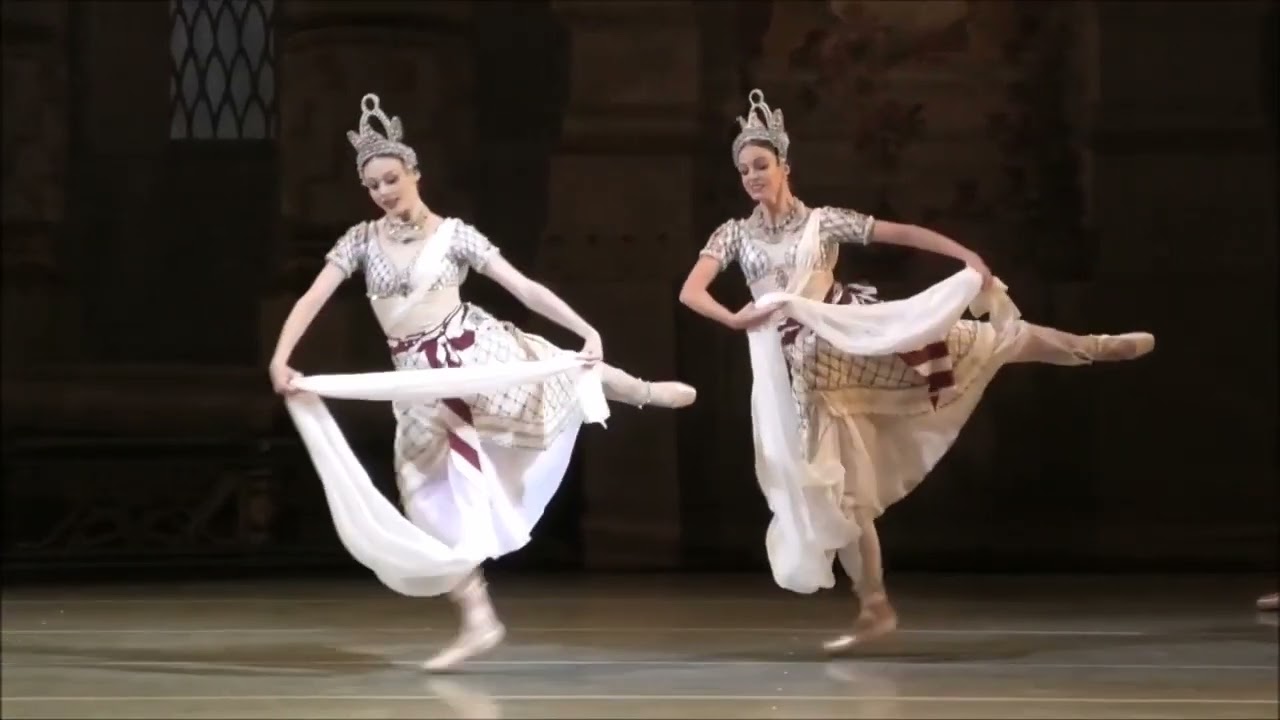 Khiteeva & Minina (Mariinsky Ballet) La Bayadere - D'Jampe (Act 1)
