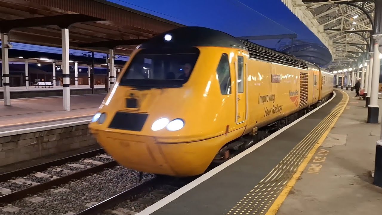 Buntes treiben rund um den Bahnhof York! Trainspotting in Großbritannien 