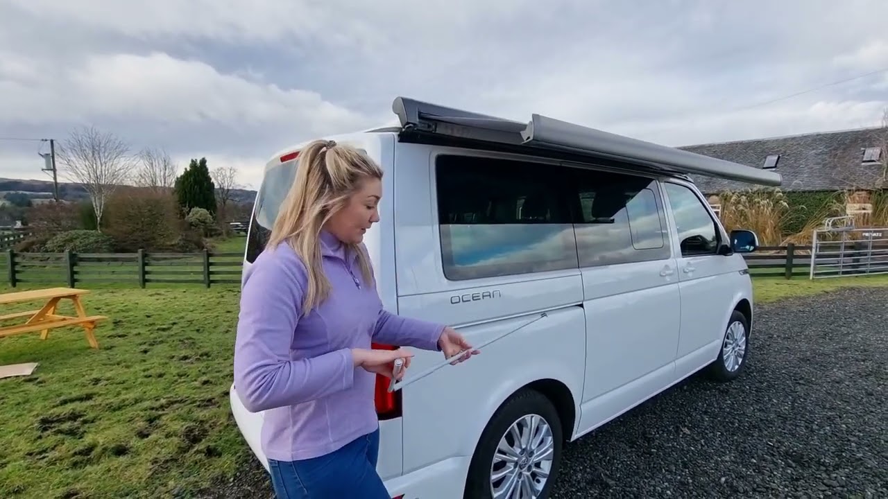 How to use the awning in a T6.1 VW California Ocean
