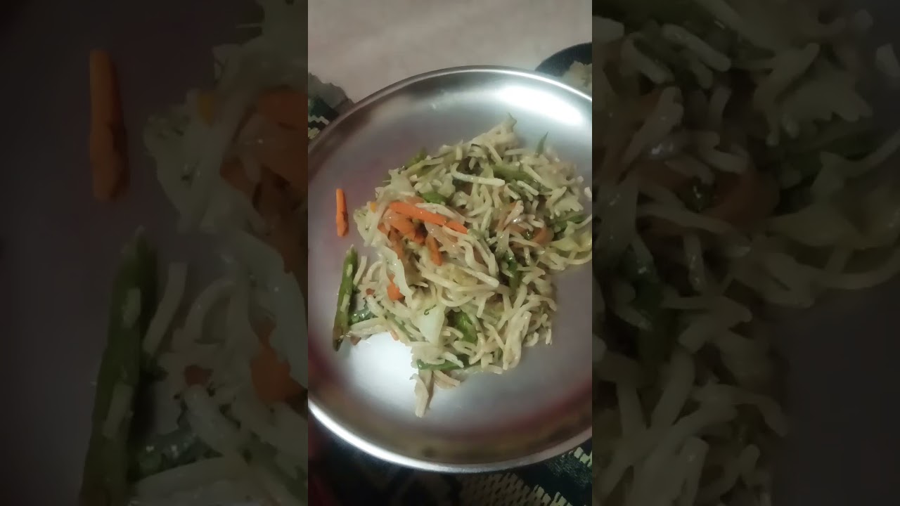Yum Yum Veg Maggie My kids Favorite😋#salmataj #ytshort #maggieholmes #crazycats #crazycat
