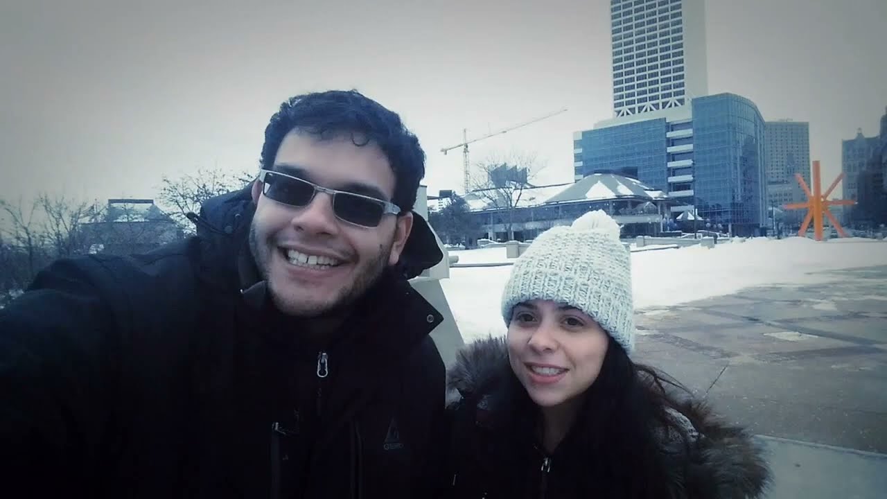 Milwaukee Wisconsin Art museum/ Miller Brewery tour Snowy Adventure
