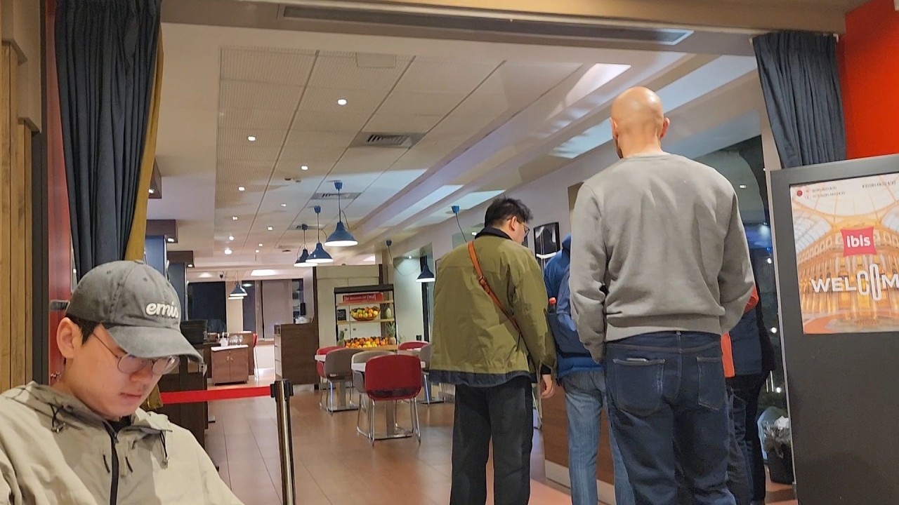 조식뷔페 2.9 이비스 밀라노 센트로, 초본