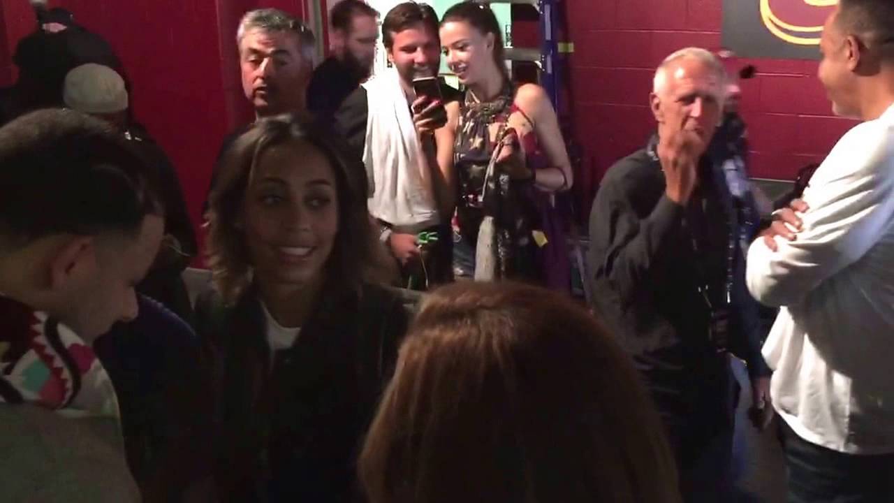 Warriors Game 4 postgame tunnel celebrations incl Stephen Curry, Draymond, Usher, NBA Finals vs Cavs