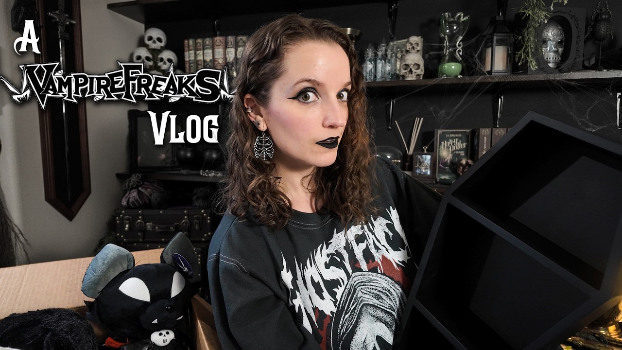 Working From Home, Vampire Freaks Haul, & ... More Shopping? 🤪
