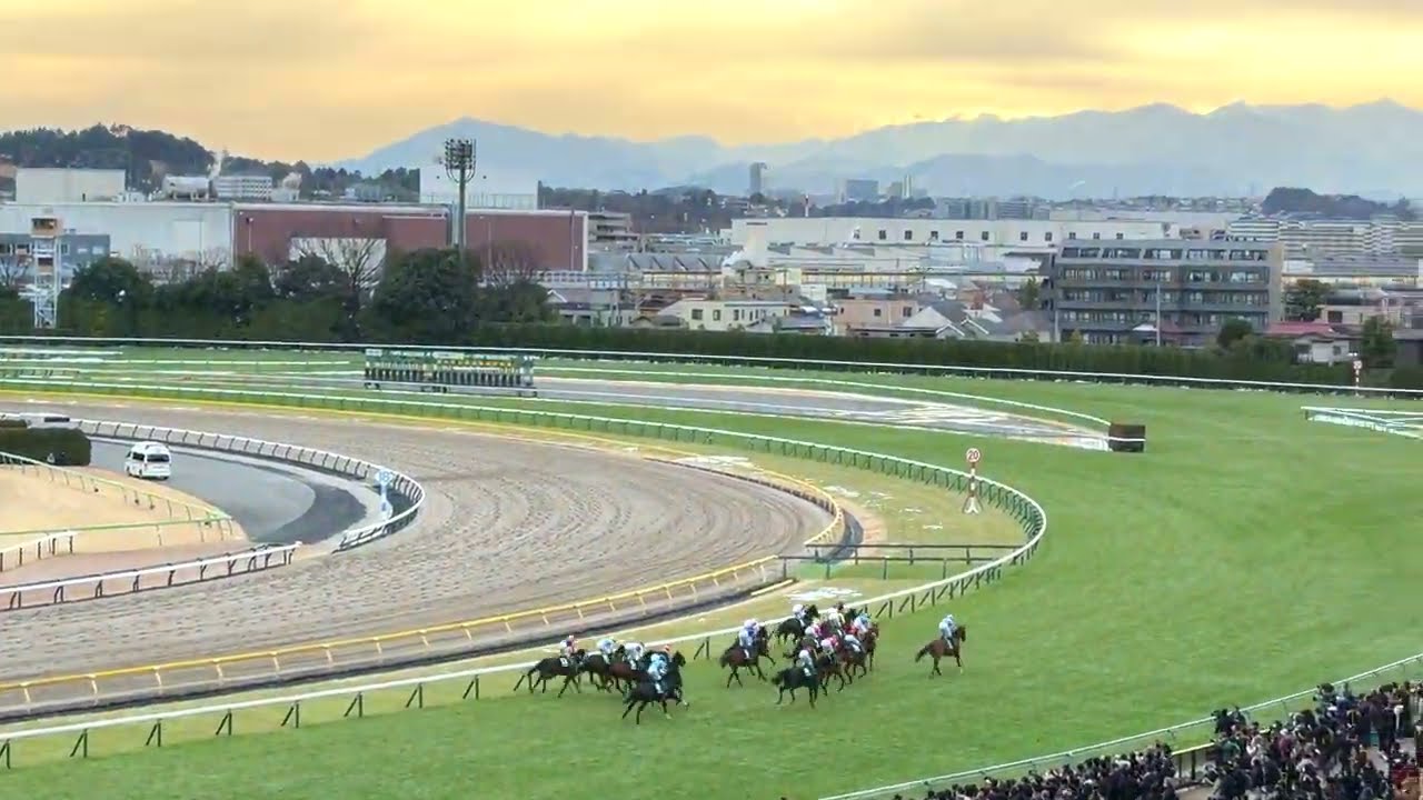 第76回東京新聞杯のレースと表彰式　代替競馬