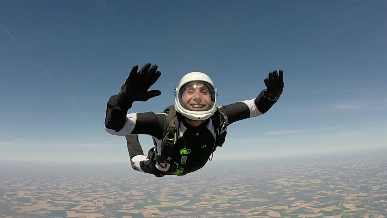 Jean-Luc Lahaye - Parachutisme, 99è saut