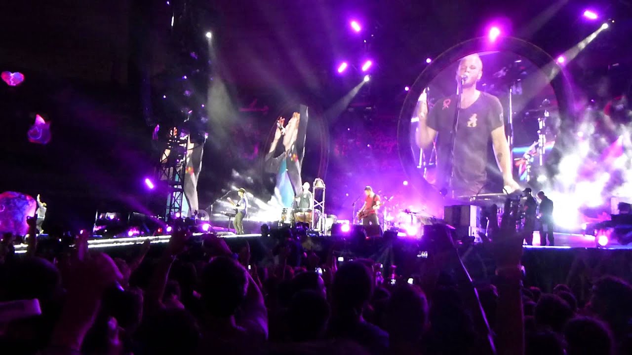 Coldplay - Don't Let It Break Your Heart & Viva La Vida & Charlie Brown @ Stade de France 02 09 12
