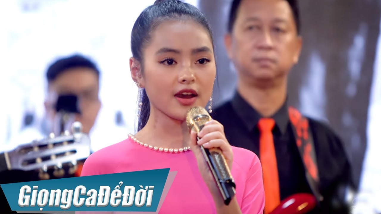 Tuổi Nàng Mười Lăm - Giọng Ca Bolero Nhí Thu Hường (Official MV)