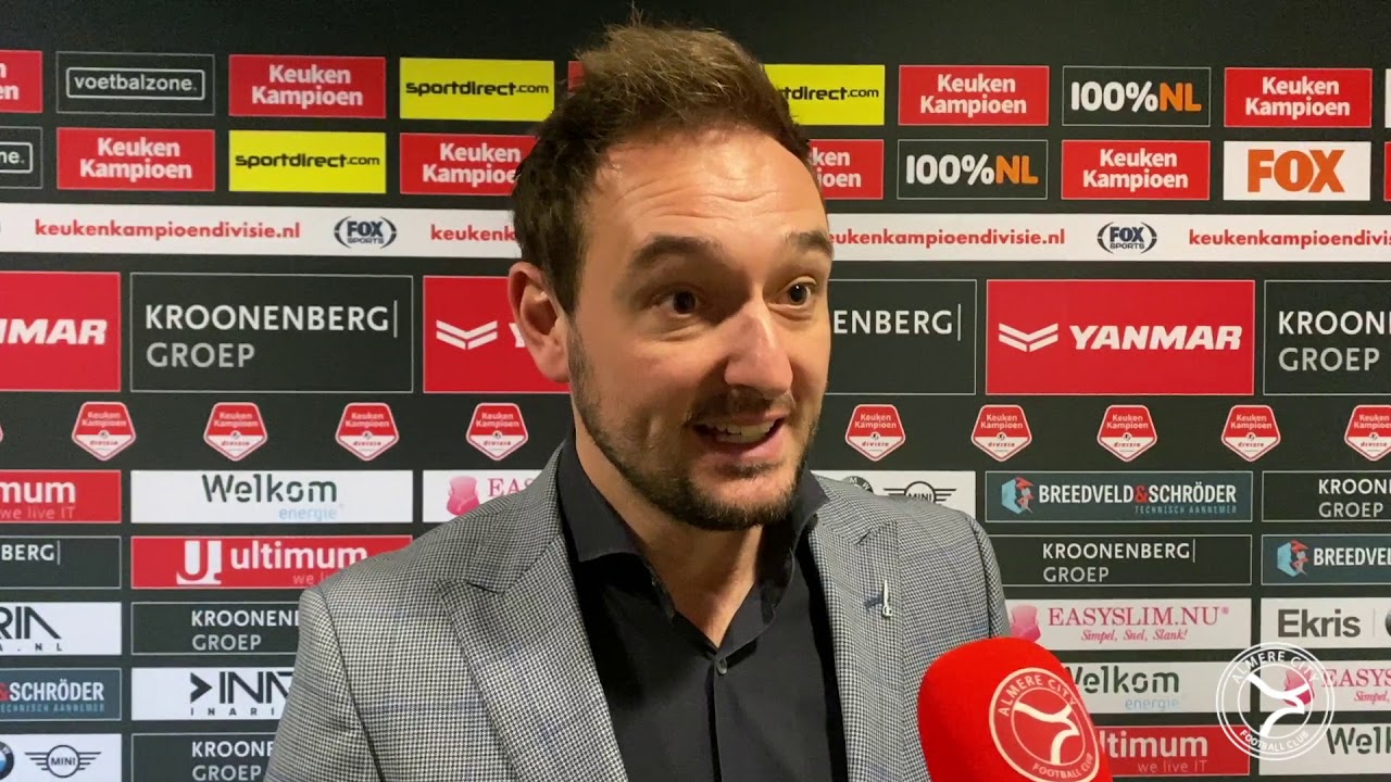 'Nog meer talent vanuit jeugd naar eerste elftal'