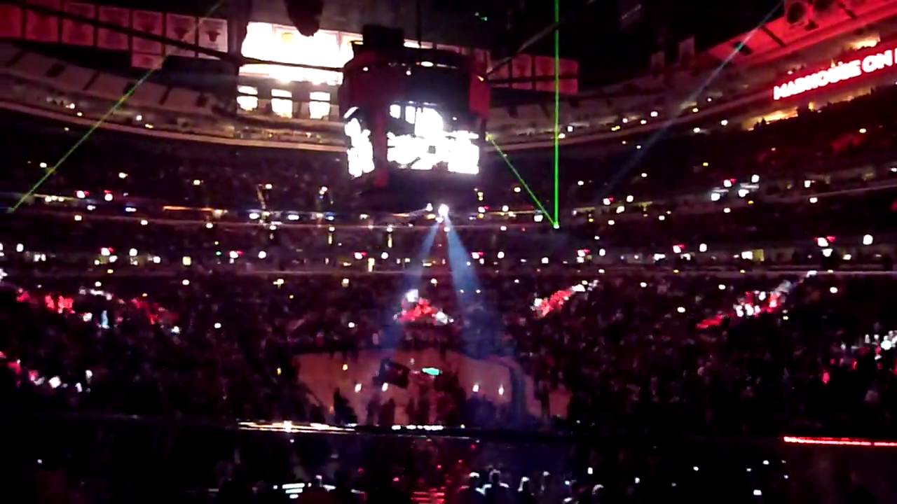 Player Introductions for the Lakers & Bulls @ the United Center, 12/15/2009