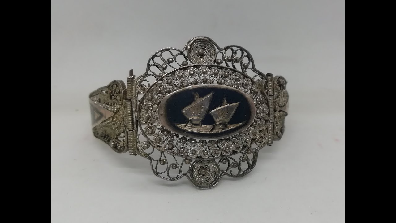 Старинный серебряный браслет (скань, чернь, зернь).
