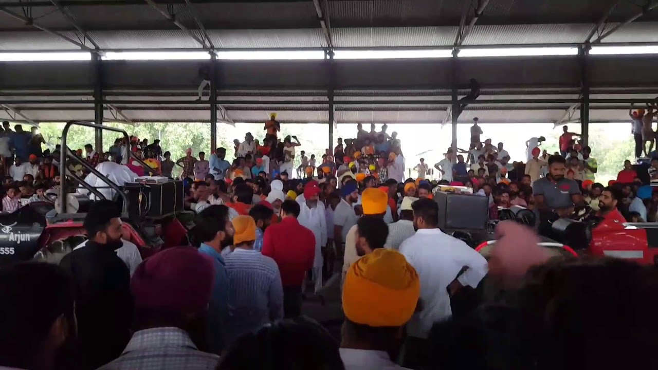 #swaraj855,#tractortochan,#arjun555, 855 vs arjun 555 ...Att mukabla . @ApnapunjabTractortochan