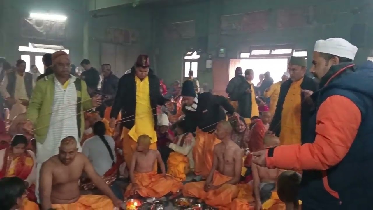 # new vlog #Harshit kauwa barpan#minivlog #shortvideo #raatke1bajekiyakhanapack ##hindufestival 