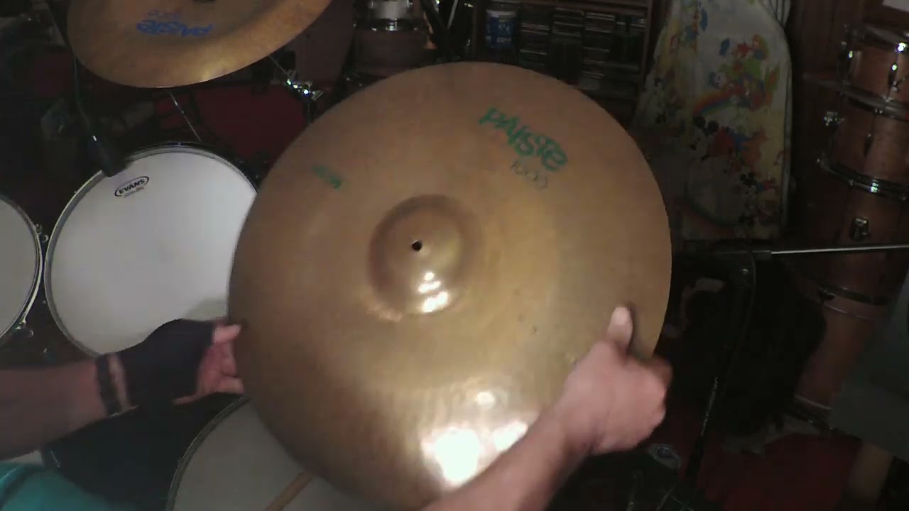 (x18) vintage Paiste 22