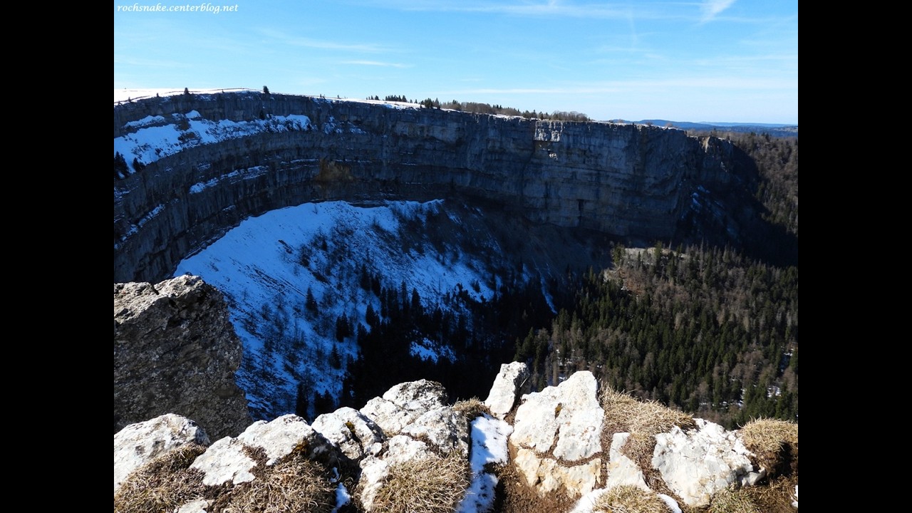 Le Creux-du-Van secteur Est depuis la ferme Robert