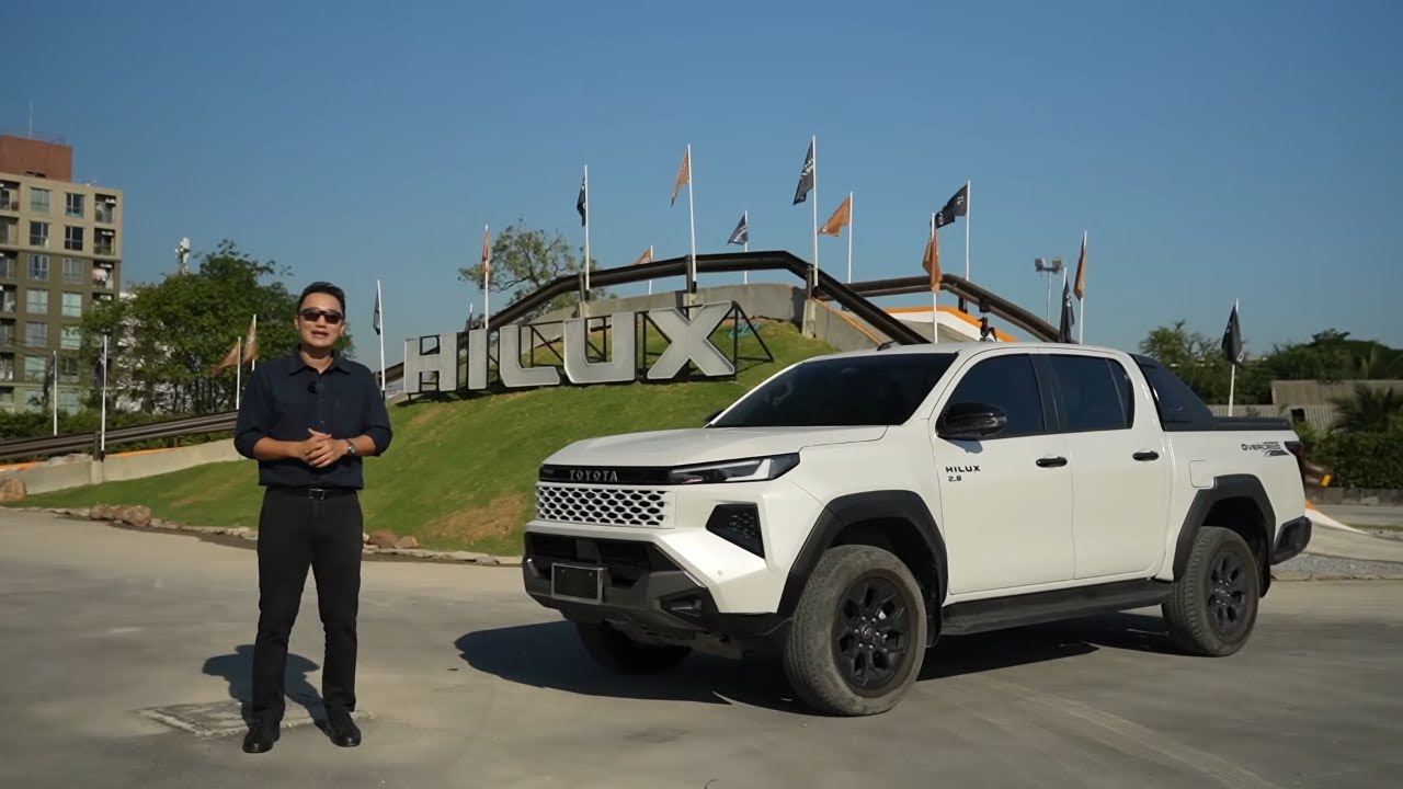 ชวนมาลอง Toyota Hilux Travo Overland 4x4 บนสนาม Off-Road ปรับปรุงใหม่ใจกลางเมือง