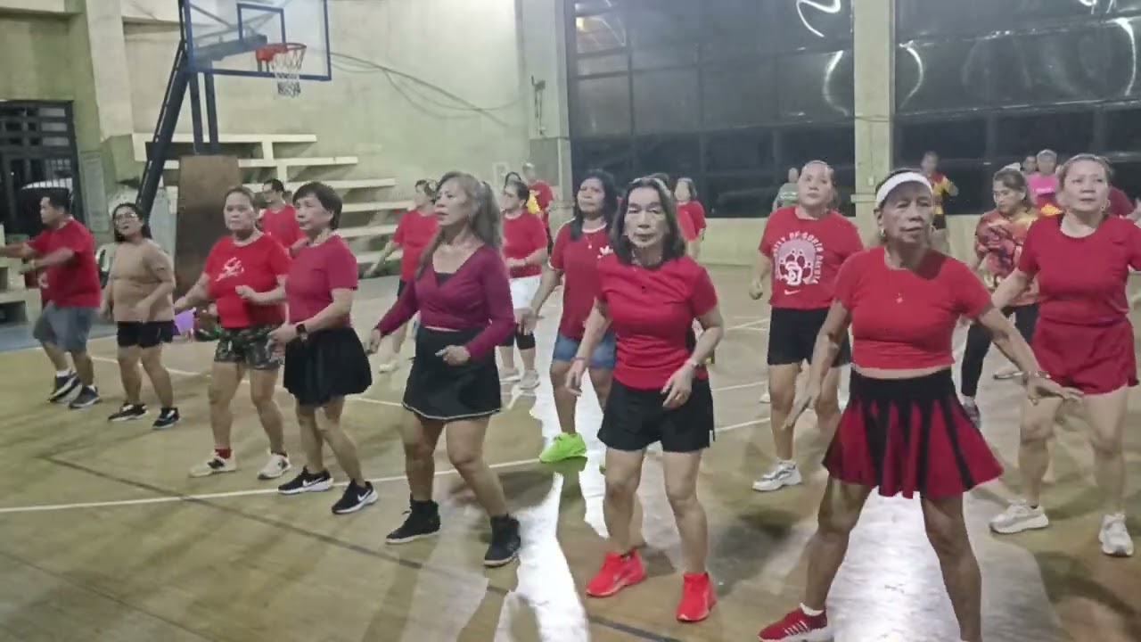 @knlphysicalfitness1425 Monday zumba with ZIN Romer. Music belongs to the rightful owner 