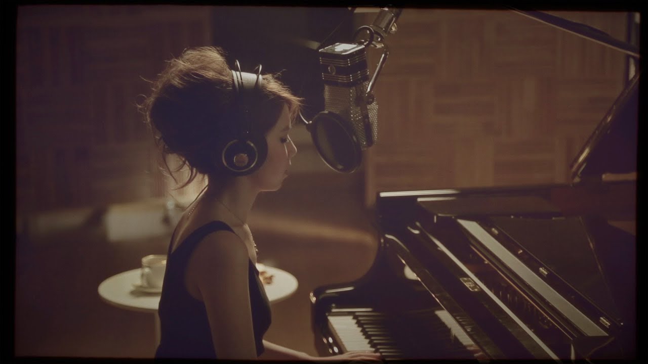 G.E.M. 