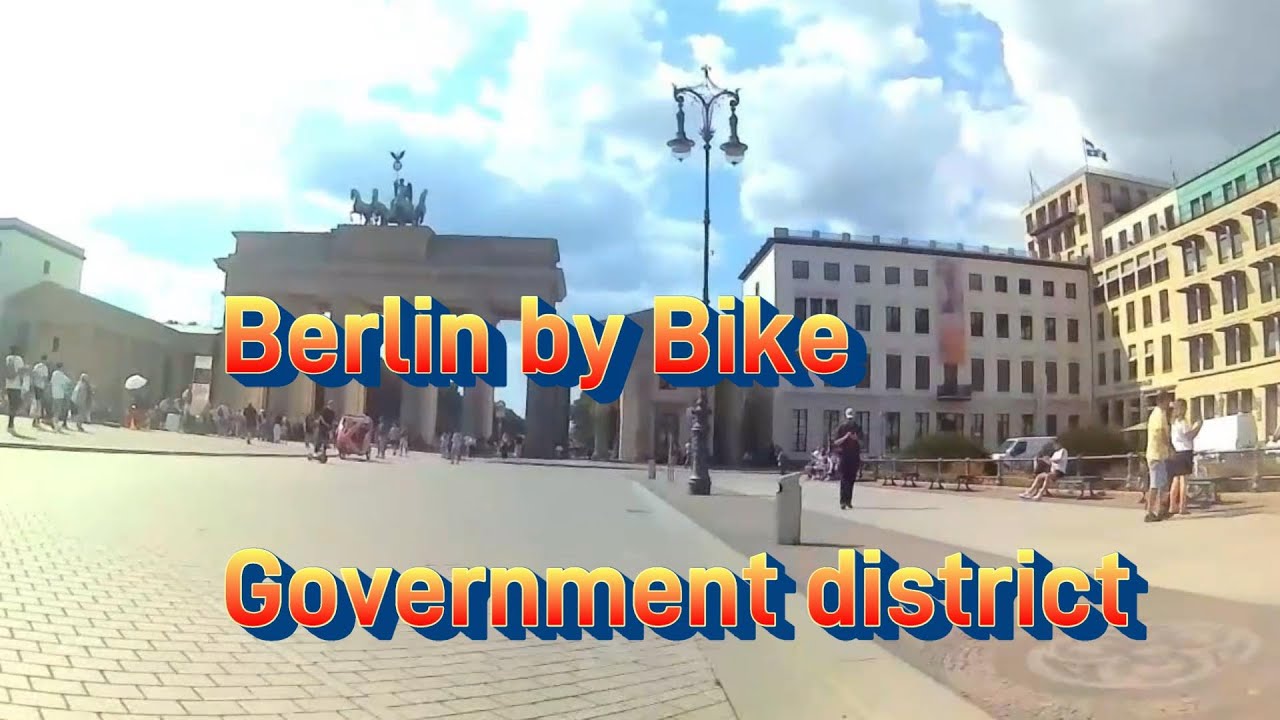 Berlin by bike - Regierungsviertel - Government District