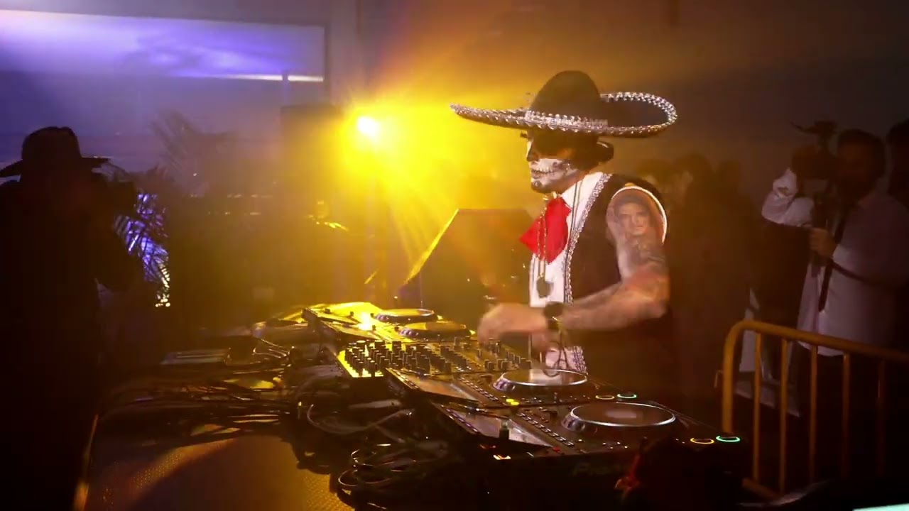 Kevin York @ Xtyle Productions 10 Year Anniversary with Wade/ Simone Liberalli (Dia De Los Muertos)