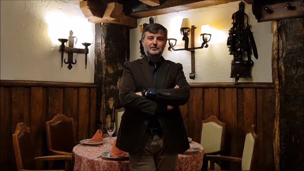 ASADOR DE ARANDA - MESÓN EL ROBLE