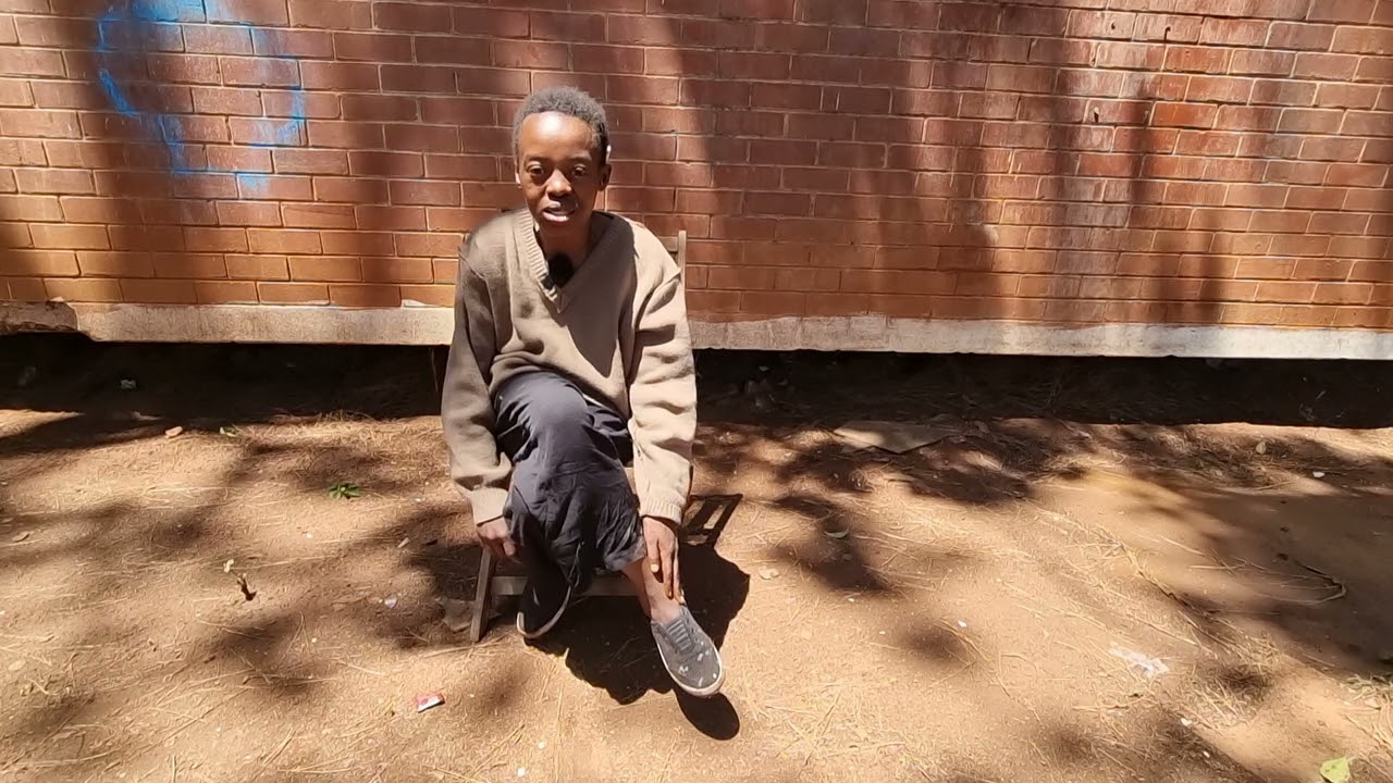 Homeless woman leaves message for Mom | Methadone | Everyday challenges of living on the streets
